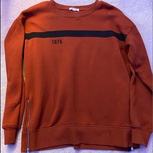 Burnt orange crew neck sweatshirt